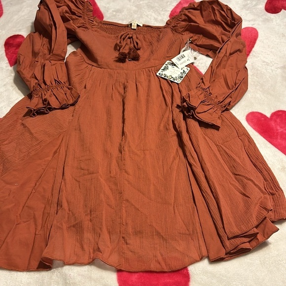NWT Chelsea Violet Girls Mixed Media Puff Sleeve Smocked Back Dress in Rust - Picture 6 of 10